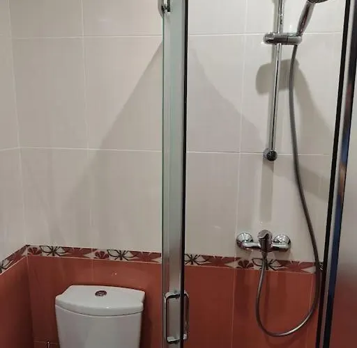 Modern 2bdrm In 5* & Pool